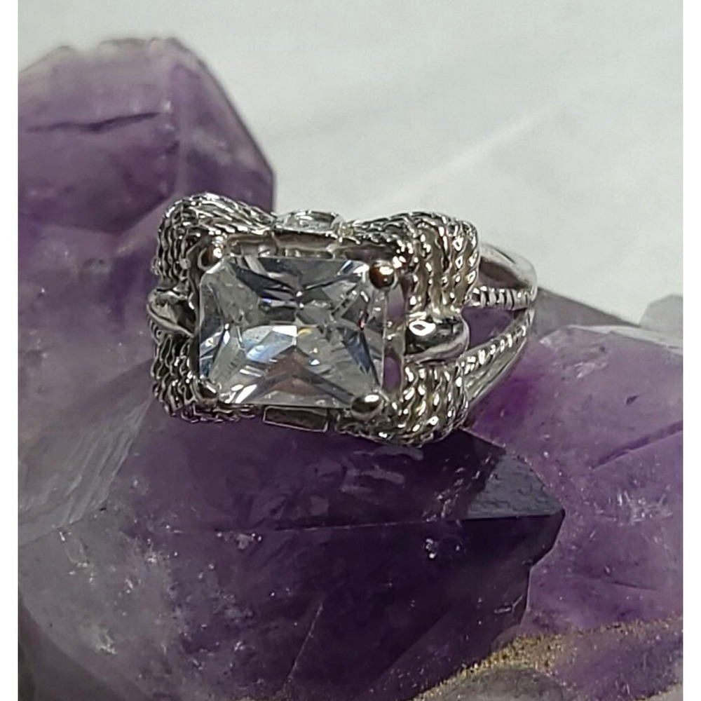 Vintage Silvertone Fashion Ring With Large Clear Square Stone & Intricate Detail - Picture 2 of 7